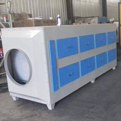 Caja de adsorción de carbono activado industrial eficiente para el tratamiento de gases de desecho / pequeña cámara de adsorción de carbono activado